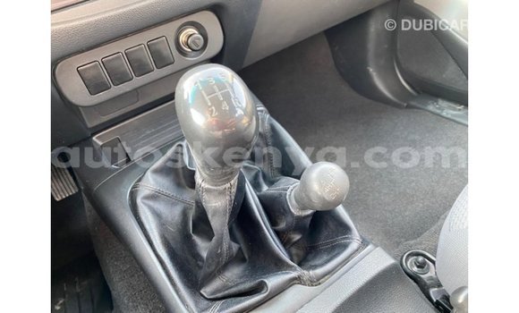 Imported Mitsubishi L200 White Makiinaa iti Import - Dubai keessatti Central Kenya keessatti Imported Mitsubishi L200 White Makiinaa iti Import - Dubai keessatti Central Kenya keessatti