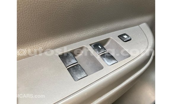 Imported Mitsubishi L200 White Makiinaa iti Import - Dubai keessatti Central Kenya keessatti Imported Mitsubishi L200 White Makiinaa iti Import - Dubai keessatti Central Kenya keessatti