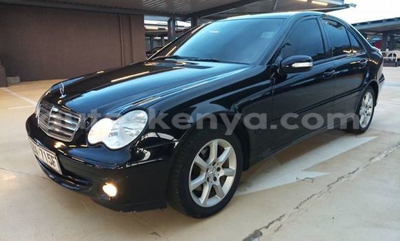 Nunua Ilio tumika Mercedes‒Benz C–Class Nyeusi Gari ndani ya Nairobi nchini Nairobi Nunua Ilio tumika Mercedes‒Benz C–Class Nyeusi Gari ndani ya Nairobi nchini Nairobi