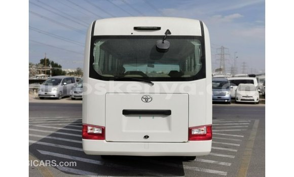 Nunua Imported Toyota Coaster Nyeupe Gari ndani ya Import - Dubai nchini Kati Kenya Nunua Imported Toyota Coaster Nyeupe Gari ndani ya Import - Dubai nchini Kati Kenya