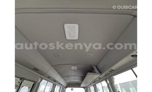 Nunua Imported Toyota Coaster Nyeupe Gari ndani ya Import - Dubai nchini Kati Kenya Nunua Imported Toyota Coaster Nyeupe Gari ndani ya Import - Dubai nchini Kati Kenya
