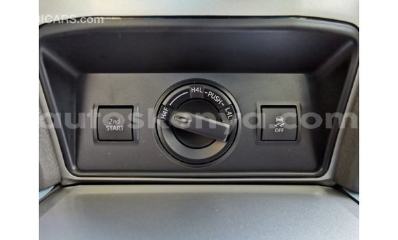 Nunua Imported Toyota Prado Nyeupe Gari ndani ya Import - Dubai nchini Kati Kenya Nunua Imported Toyota Prado Nyeupe Gari ndani ya Import - Dubai nchini Kati Kenya
