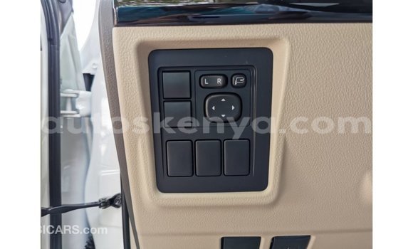 Nunua Imported Toyota Prado Nyeupe Gari ndani ya Import - Dubai nchini Kati Kenya Nunua Imported Toyota Prado Nyeupe Gari ndani ya Import - Dubai nchini Kati Kenya