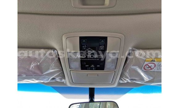 Nunua Imported Toyota Prado Nyeupe Gari ndani ya Import - Dubai nchini Kati Kenya Nunua Imported Toyota Prado Nyeupe Gari ndani ya Import - Dubai nchini Kati Kenya