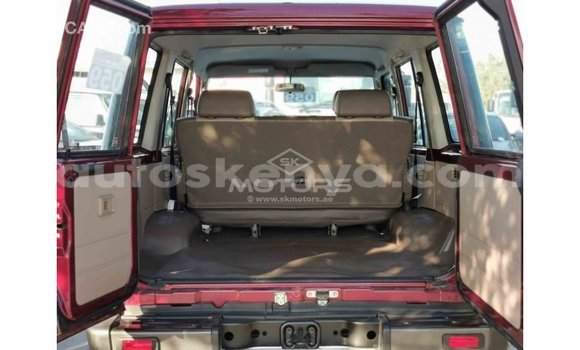 Nunua Imported Toyota Land Cruiser Nyekundu Gari ndani ya Import - Dubai nchini Kati Kenya Nunua Imported Toyota Land Cruiser Nyekundu Gari ndani ya Import - Dubai nchini Kati Kenya