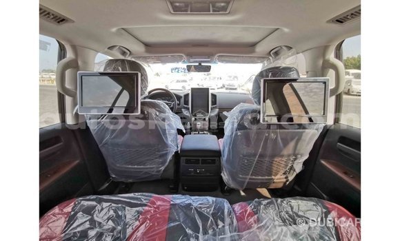 Nunua Imported Toyota Land Cruiser Nyeusi Gari ndani ya Import - Dubai nchini Kati Kenya Nunua Imported Toyota Land Cruiser Nyeusi Gari ndani ya Import - Dubai nchini Kati Kenya