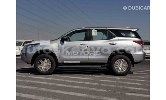 Buy Import Toyota Fortuner Other Car in Import - Dubai in Central Kenya Buy Import Toyota Fortuner Other Car in Import - Dubai in Central Kenya