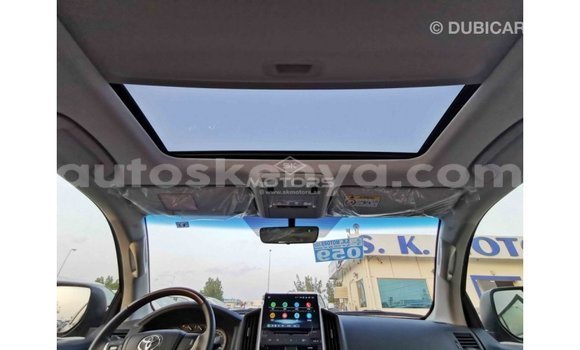 Buy Import Toyota Land Cruiser Other Car in Import - Dubai in Central Kenya Buy Import Toyota Land Cruiser Other Car in Import - Dubai in Central Kenya