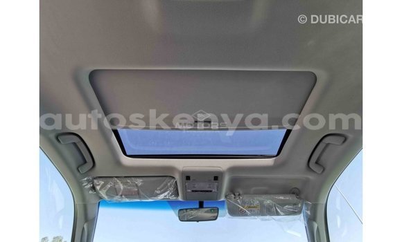 Nunua Imported Toyota Land Cruiser Nyeupe Gari ndani ya Import - Dubai nchini Kati Kenya Nunua Imported Toyota Land Cruiser Nyeupe Gari ndani ya Import - Dubai nchini Kati Kenya