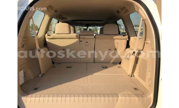 Nunua Imported Toyota Prado Nyeupe Gari ndani ya Import - Dubai nchini Kati Kenya Nunua Imported Toyota Prado Nyeupe Gari ndani ya Import - Dubai nchini Kati Kenya
