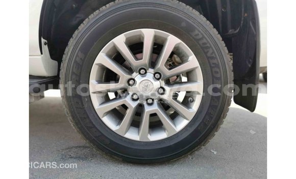 Buy Import Toyota Prado White Car in Import - Dubai in Central Kenya Buy Import Toyota Prado White Car in Import - Dubai in Central Kenya