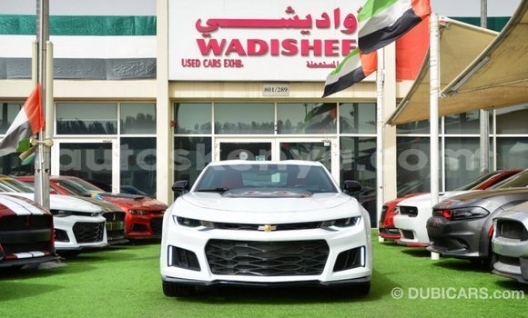 Nunua Imported Chevrolet Camaro Nyeupe Gari ndani ya Import - Dubai nchini Kati Kenya Nunua Imported Chevrolet Camaro Nyeupe Gari ndani ya Import - Dubai nchini Kati Kenya