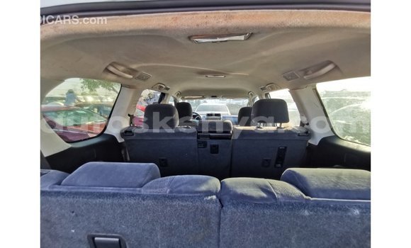 Nunua Imported Toyota Prado Nyeupe Gari ndani ya Import - Dubai nchini Kati Kenya Nunua Imported Toyota Prado Nyeupe Gari ndani ya Import - Dubai nchini Kati Kenya