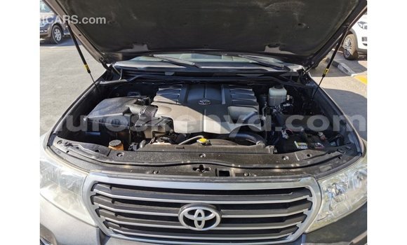 Buy Import Toyota Land Cruiser Other Car in Import - Dubai in Central Kenya Buy Import Toyota Land Cruiser Other Car in Import - Dubai in Central Kenya