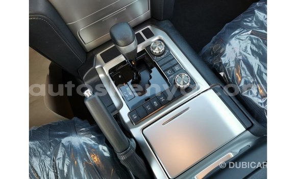 Nunua Imported Toyota Land Cruiser Nyekundu Gari ndani ya Import - Dubai nchini Kati Kenya Nunua Imported Toyota Land Cruiser Nyekundu Gari ndani ya Import - Dubai nchini Kati Kenya