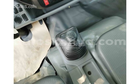 Buy Import Hino 300 Series White Truck in Import - Dubai in Central Kenya Buy Import Hino 300 Series White Truck in Import - Dubai in Central Kenya