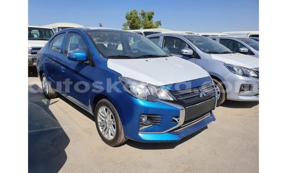 Nunua Imported Mitsubishi Attrage Bluu Gari ndani ya Import - Dubai nchini Kati Kenya