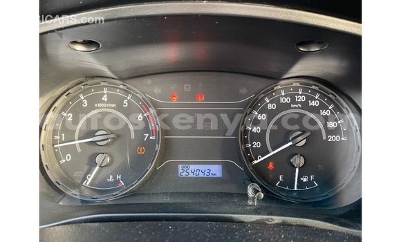 Buy Import Toyota Hilux White Car in Import - Dubai in Central Kenya Buy Import Toyota Hilux White Car in Import - Dubai in Central Kenya