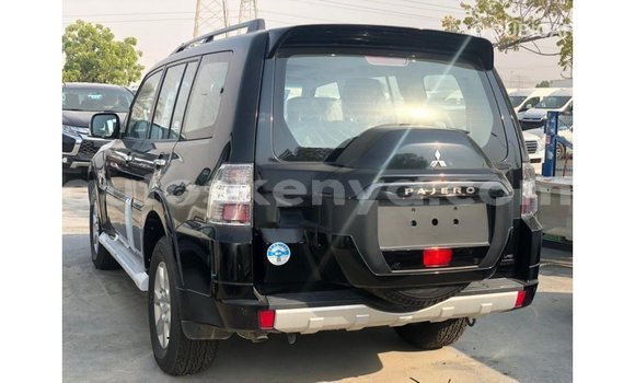 Nunua Imported Mitsubishi Pajero Nyeusi Gari ndani ya Import - Dubai nchini Kati Kenya Nunua Imported Mitsubishi Pajero Nyeusi Gari ndani ya Import - Dubai nchini Kati Kenya