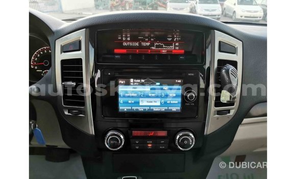 Imported Mitsubishi Pajero Black Makiinaa iti Import - Dubai keessatti Central Kenya keessatti Imported Mitsubishi Pajero Black Makiinaa iti Import - Dubai keessatti Central Kenya keessatti