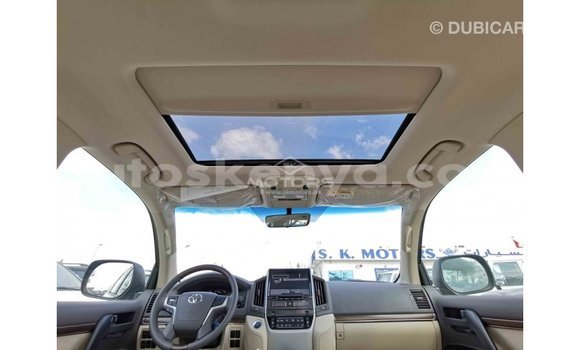 Nunua Imported Toyota Land Cruiser Nyingine Gari ndani ya Import - Dubai nchini Kati Kenya Nunua Imported Toyota Land Cruiser Nyingine Gari ndani ya Import - Dubai nchini Kati Kenya