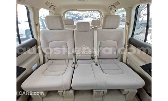 Nunua Imported Toyota Land Cruiser Nyingine Gari ndani ya Import - Dubai nchini Kati Kenya Nunua Imported Toyota Land Cruiser Nyingine Gari ndani ya Import - Dubai nchini Kati Kenya