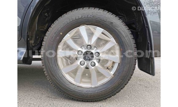 Nunua Imported Toyota Land Cruiser Nyingine Gari ndani ya Import - Dubai nchini Kati Kenya Nunua Imported Toyota Land Cruiser Nyingine Gari ndani ya Import - Dubai nchini Kati Kenya