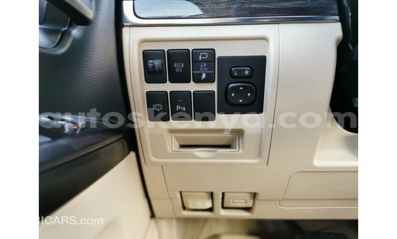 Buy Import Toyota Land Cruiser White Car in Import - Dubai in Central Kenya Buy Import Toyota Land Cruiser White Car in Import - Dubai in Central Kenya