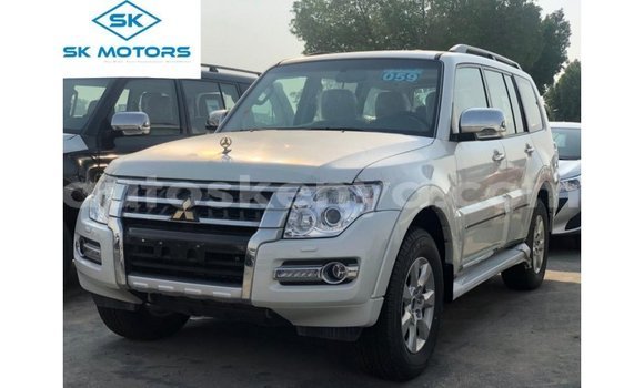 Buy Import Mitsubishi Pajero White Car in Import - Dubai in Central Kenya Buy Import Mitsubishi Pajero White Car in Import - Dubai in Central Kenya
