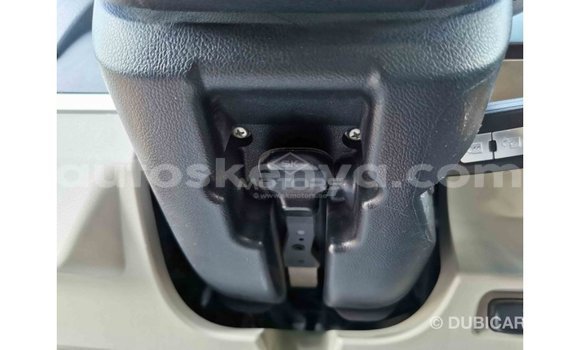 Buy Import Mitsubishi Pajero White Car in Import - Dubai in Central Kenya Buy Import Mitsubishi Pajero White Car in Import - Dubai in Central Kenya