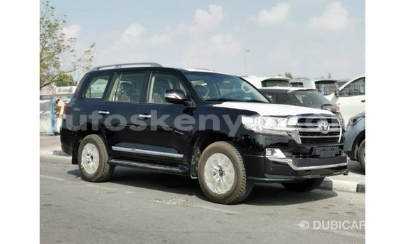 Buy Import Toyota Land Cruiser White Car in Import - Dubai in Central Kenya Buy Import Toyota Land Cruiser White Car in Import - Dubai in Central Kenya