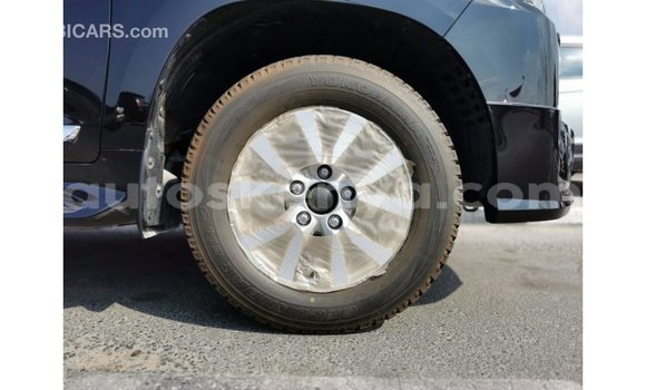 Buy Import Toyota Land Cruiser White Car in Import - Dubai in Central Kenya Buy Import Toyota Land Cruiser White Car in Import - Dubai in Central Kenya