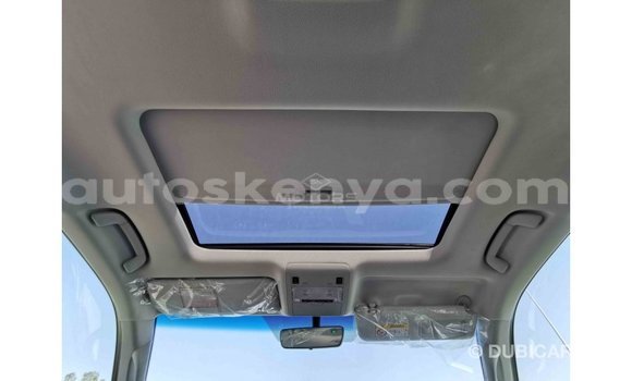 Imported Toyota Land Cruiser White Makiinaa iti Import - Dubai keessatti Central Kenya keessatti Imported Toyota Land Cruiser White Makiinaa iti Import - Dubai keessatti Central Kenya keessatti