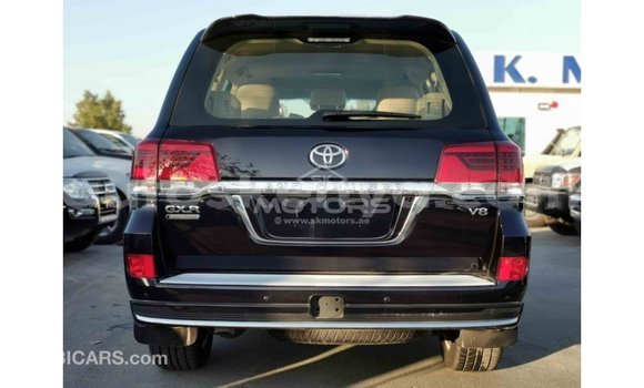 Buy Import Toyota Land Cruiser Black Car in Import - Dubai in Central Kenya Buy Import Toyota Land Cruiser Black Car in Import - Dubai in Central Kenya