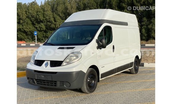 Buy Import Renault 6 White Car in Import - Dubai in Central Kenya Buy Import Renault 6 White Car in Import - Dubai in Central Kenya