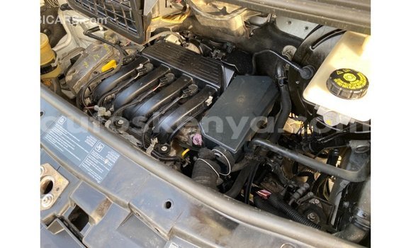 Buy Import Renault 6 White Car in Import - Dubai in Central Kenya Buy Import Renault 6 White Car in Import - Dubai in Central Kenya