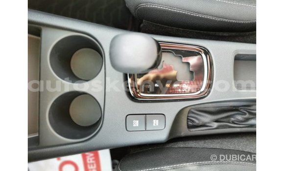 Nunua Imported Toyota Hilux Nyeusi Gari ndani ya Import - Dubai nchini Kati Kenya Nunua Imported Toyota Hilux Nyeusi Gari ndani ya Import - Dubai nchini Kati Kenya