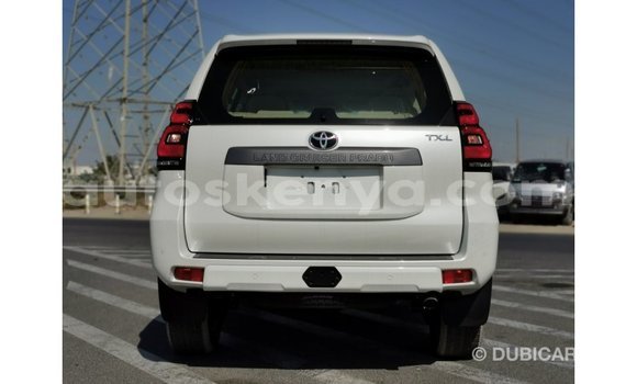 Imported Toyota Prado White Makiinaa iti Import - Dubai keessatti Central Kenya keessatti Imported Toyota Prado White Makiinaa iti Import - Dubai keessatti Central Kenya keessatti