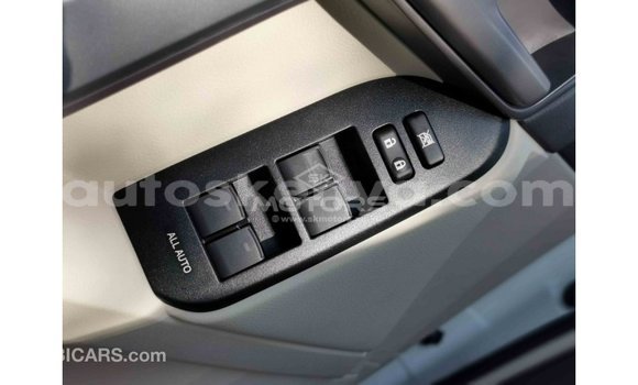 Nunua Imported Toyota Prado Nyeupe Gari ndani ya Import - Dubai nchini Kati Kenya Nunua Imported Toyota Prado Nyeupe Gari ndani ya Import - Dubai nchini Kati Kenya