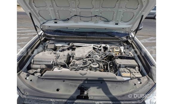 Nunua Imported Toyota Prado Nyeupe Gari ndani ya Import - Dubai nchini Kati Kenya Nunua Imported Toyota Prado Nyeupe Gari ndani ya Import - Dubai nchini Kati Kenya