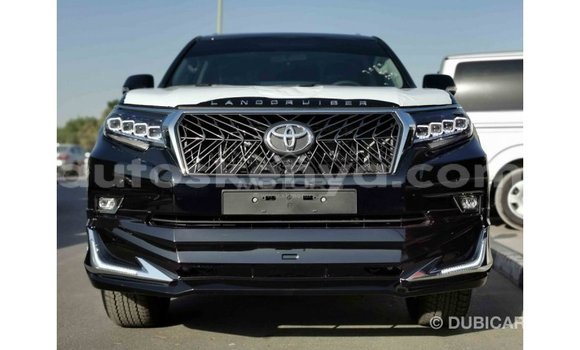Imported Toyota Prado Black Makiinaa iti Import - Dubai keessatti Central Kenya keessatti Imported Toyota Prado Black Makiinaa iti Import - Dubai keessatti Central Kenya keessatti