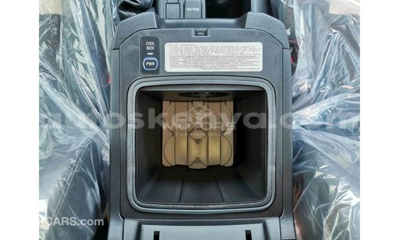 Imported Toyota Prado Black Makiinaa iti Import - Dubai keessatti Central Kenya keessatti Imported Toyota Prado Black Makiinaa iti Import - Dubai keessatti Central Kenya keessatti