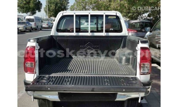 Buy Import Toyota Hilux White Car in Import - Dubai in Central Kenya Buy Import Toyota Hilux White Car in Import - Dubai in Central Kenya