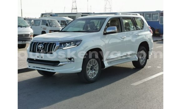 Nunua Imported Toyota Prado Nyeupe Gari ndani ya Import - Dubai nchini Kati Kenya Nunua Imported Toyota Prado Nyeupe Gari ndani ya Import - Dubai nchini Kati Kenya
