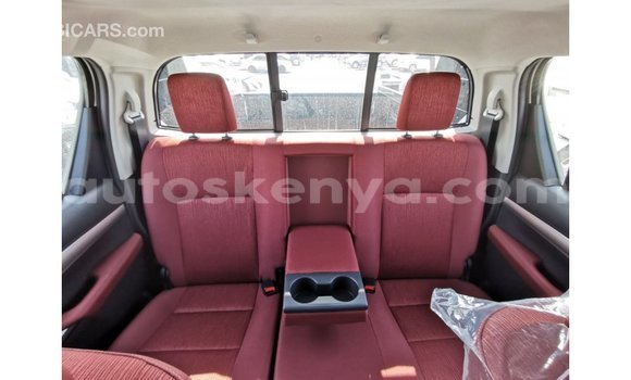 Nunua Imported Toyota Hilux Nyeupe Gari ndani ya Import - Dubai nchini Kati Kenya Nunua Imported Toyota Hilux Nyeupe Gari ndani ya Import - Dubai nchini Kati Kenya
