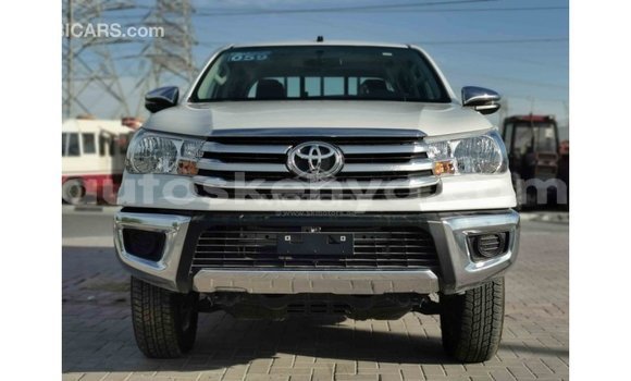 Buy Import Toyota Hilux White Car in Import - Dubai in Central Kenya Buy Import Toyota Hilux White Car in Import - Dubai in Central Kenya