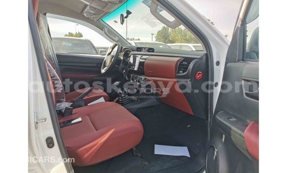 Buy Import Toyota Hilux White Car in Import - Dubai in Central Kenya Buy Import Toyota Hilux White Car in Import - Dubai in Central Kenya