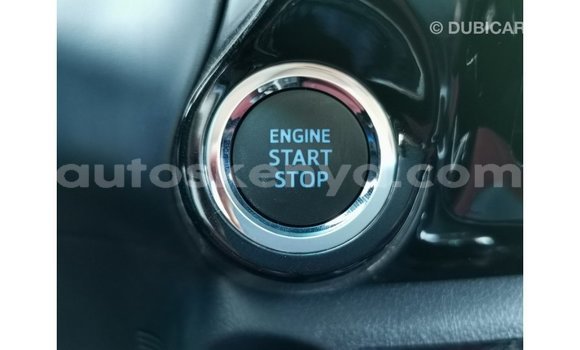 Nunua Imported Toyota Hilux Nyeusi Gari ndani ya Import - Dubai nchini Kati Kenya Nunua Imported Toyota Hilux Nyeusi Gari ndani ya Import - Dubai nchini Kati Kenya