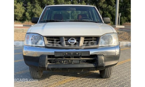 Buy Import Nissan Pickup White Car in Import - Dubai in Central Kenya Buy Import Nissan Pickup White Car in Import - Dubai in Central Kenya
