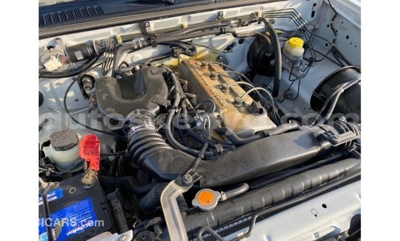 Buy Import Nissan Pickup White Car in Import - Dubai in Central Kenya Buy Import Nissan Pickup White Car in Import - Dubai in Central Kenya
